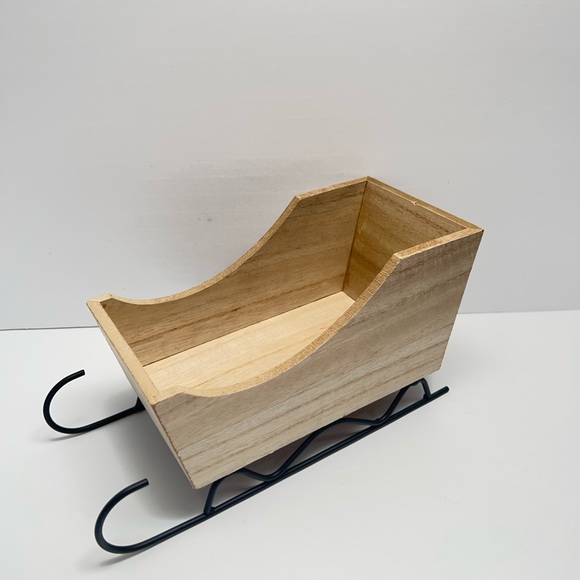 Target & Bullseyes Playground Christmas. Wooden Sleigh Decorative Display. BNWT - Picture 4 of 4